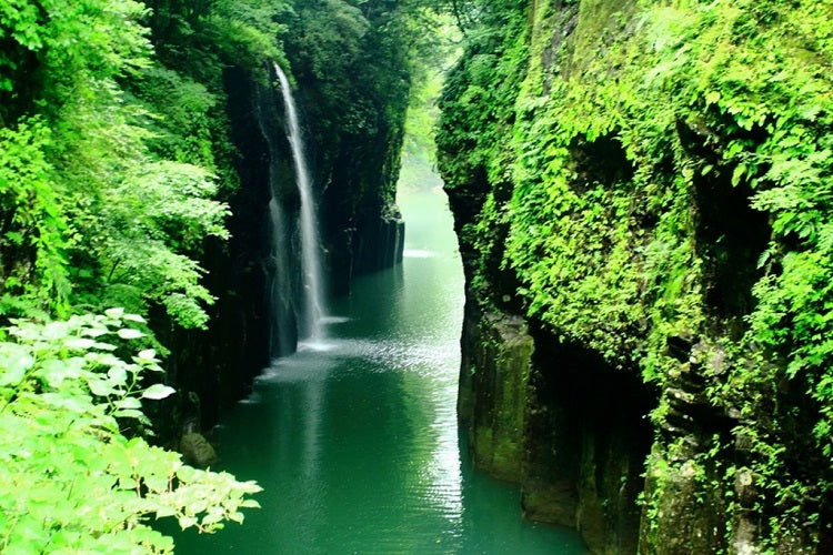 大人だからこそ楽しめる熊本スロー旅|絶景・美食・癒しをレンタカーで巡る